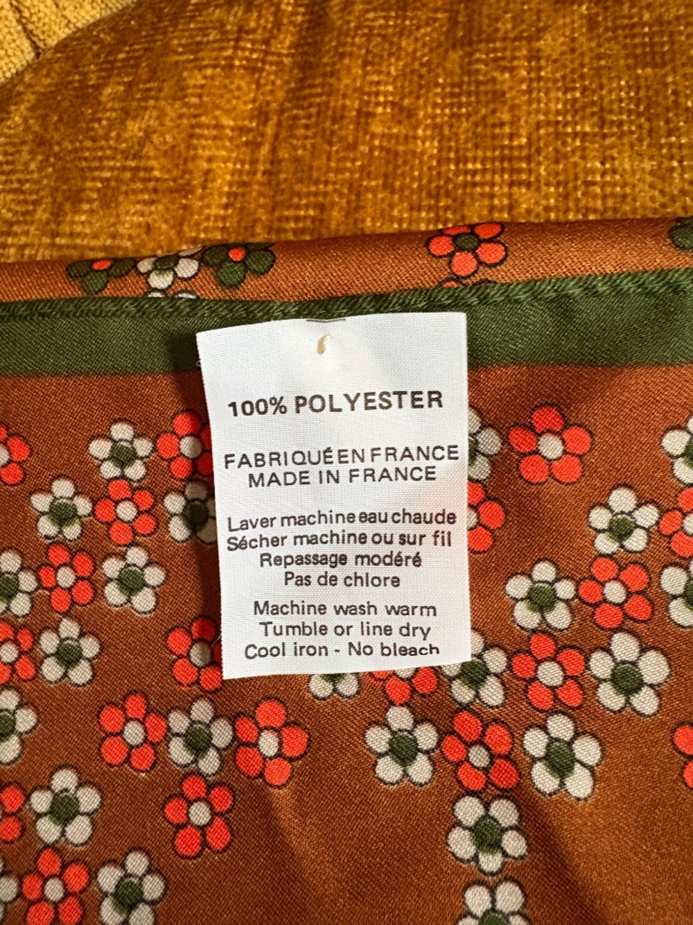Set of Two Vintage Patterned Scarves - Picture 5 of 6